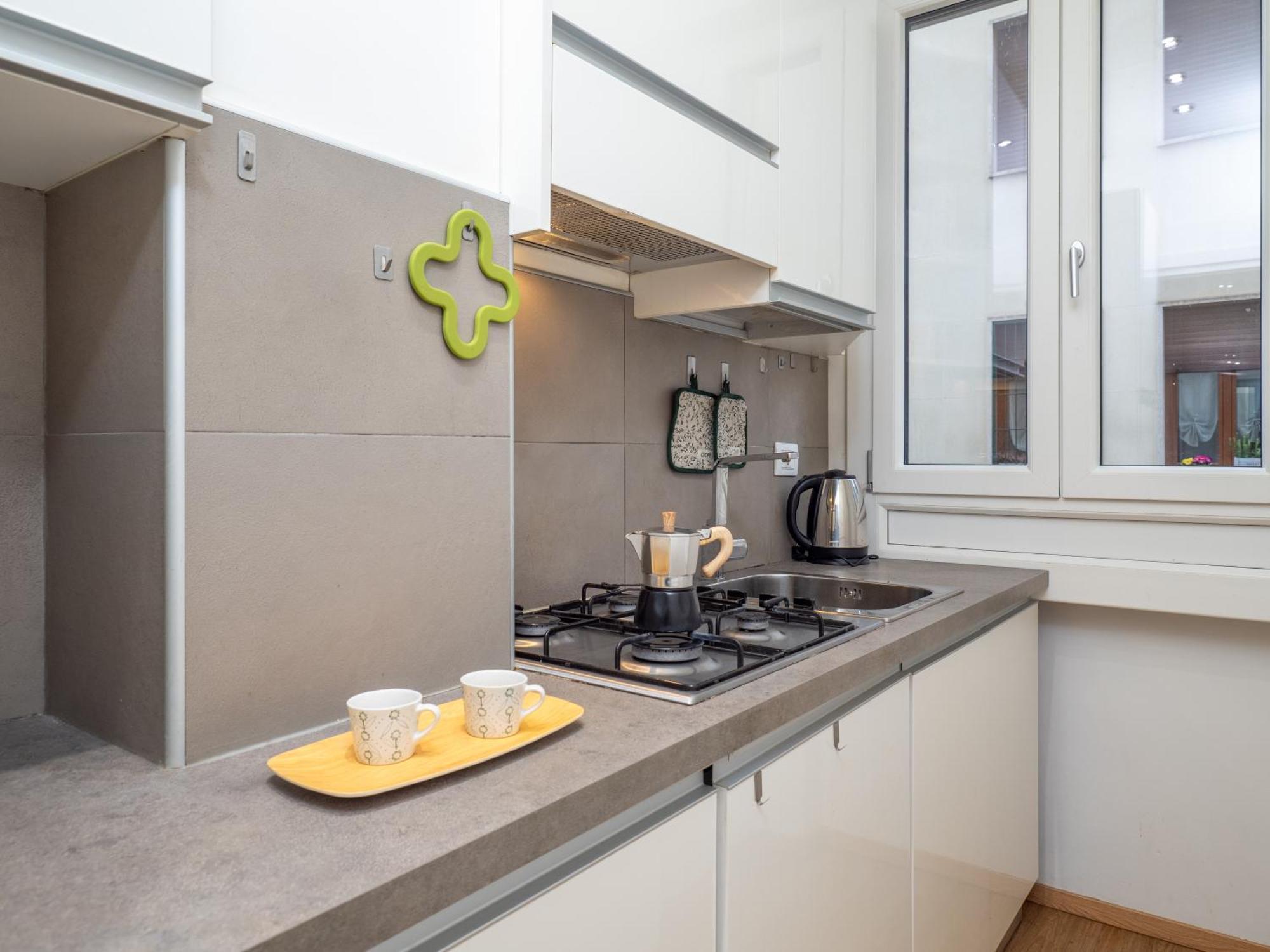 Milano 5 Guests - Modern Apt With Balcony Exterior foto